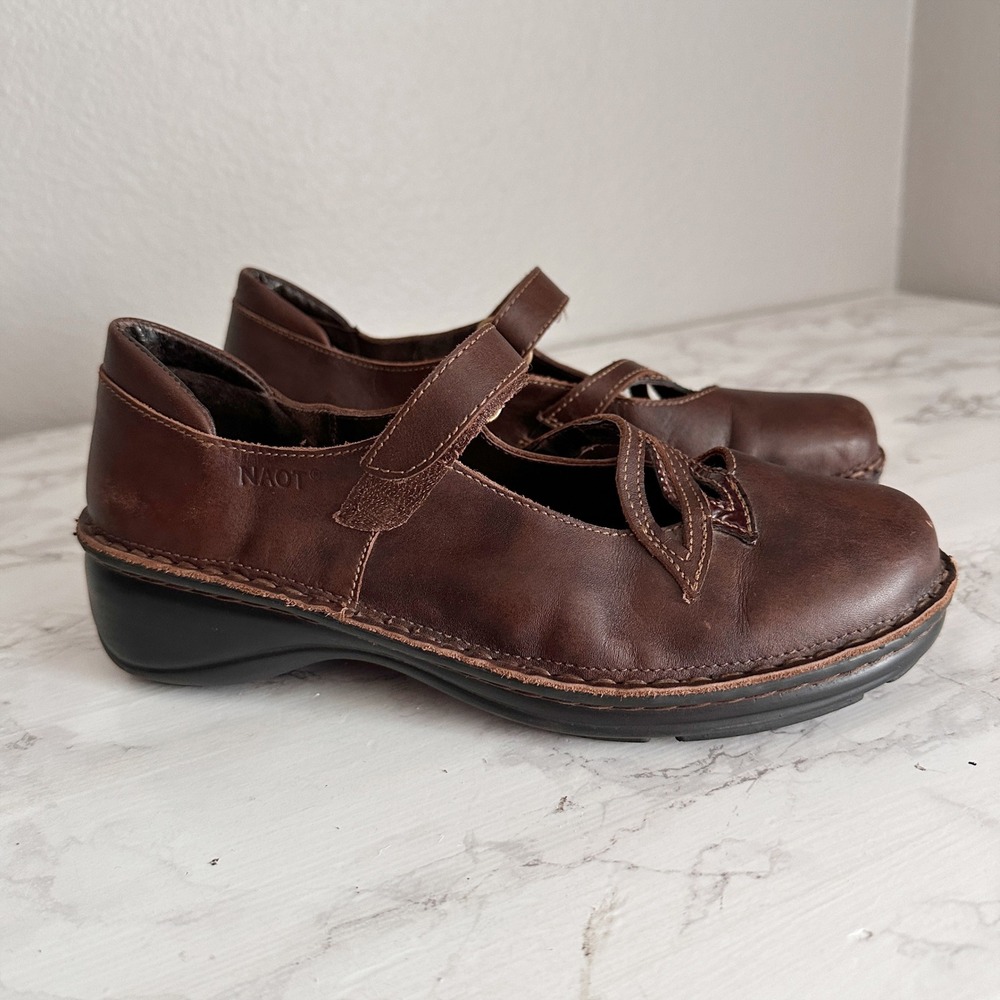Naot Brown Primrose Leather Mary Jane Leaf Cutout Shoes Womens Size 37